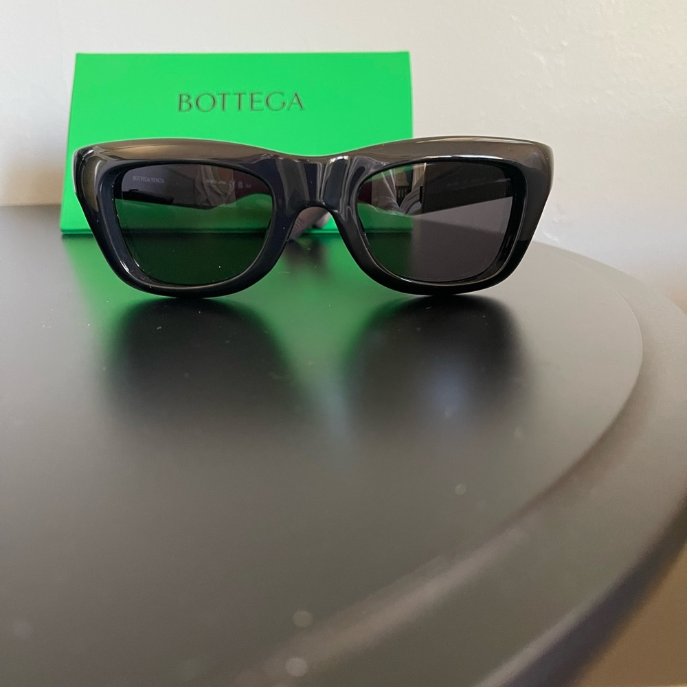 Bottega Veneta Black Sunglasses